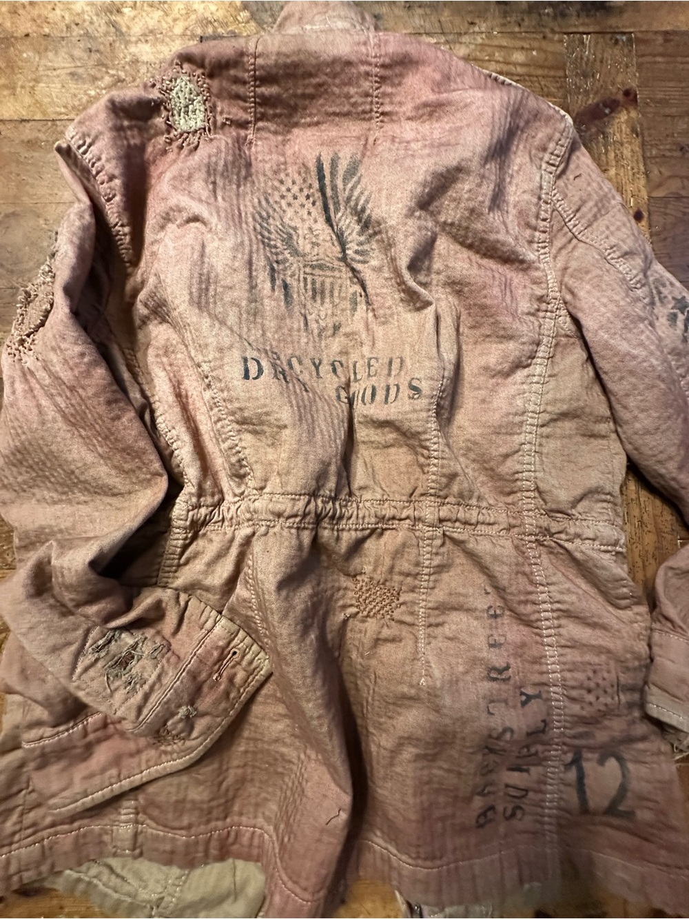 Upcycled // heavily mended salvaged jacket - Picture 8 of 14
